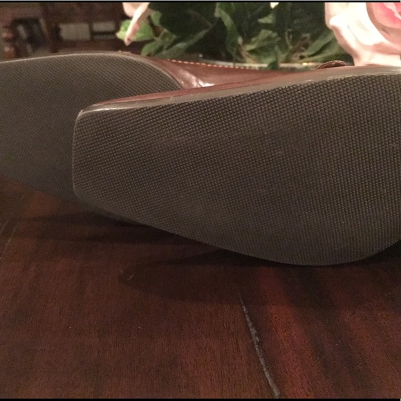 Enzo Angiolini Dark Brown Leather Heels - Picture 5 of 7